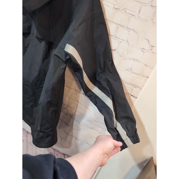Nelson Rigg Packable Rain Jacket Size Medium Reflective Black Silver - Picture 11 of 16